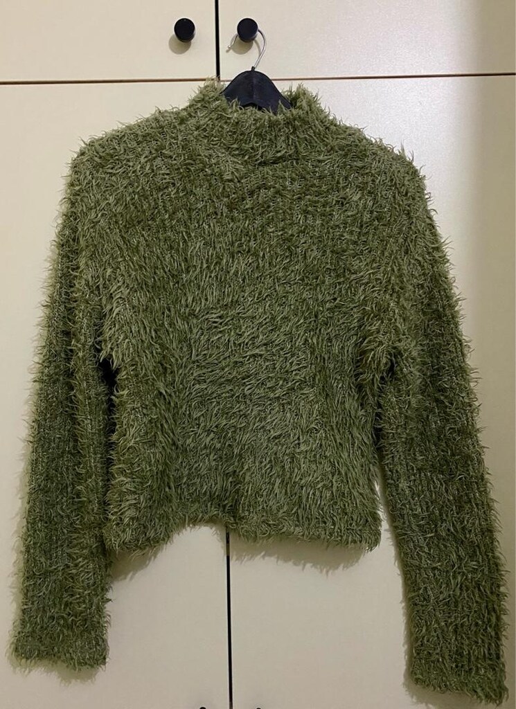 Stradivarius Kazak
