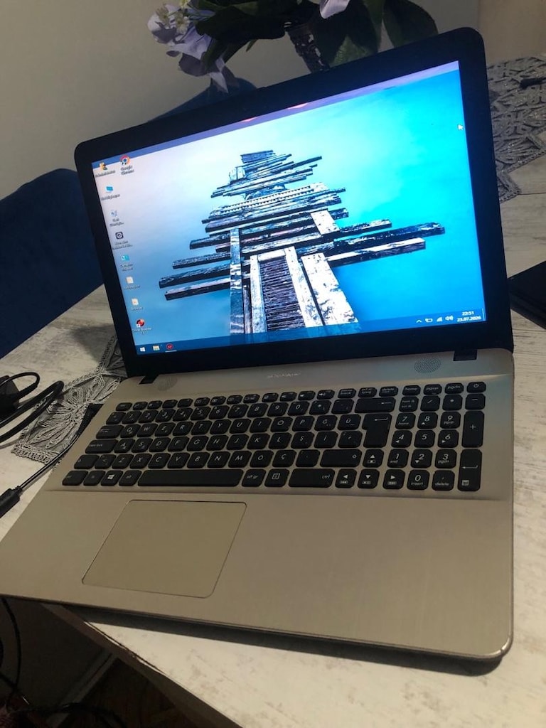 Asus İ5 6.Nesil Laptop - 2
