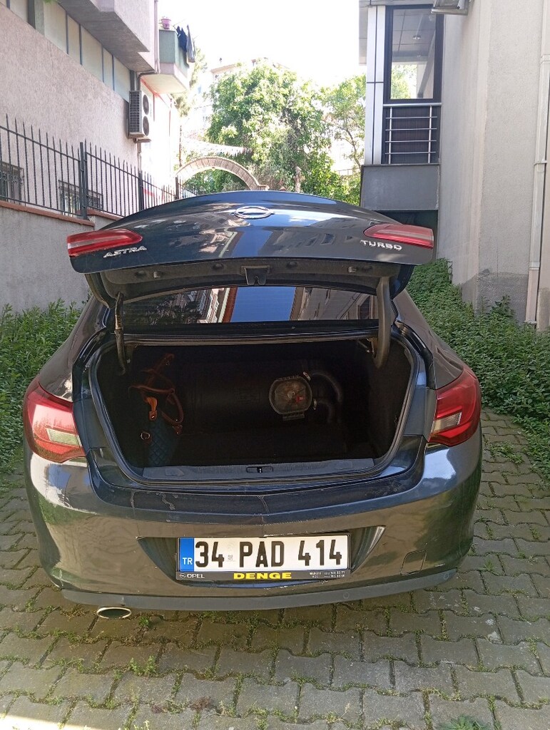 Opel Astra j - 5