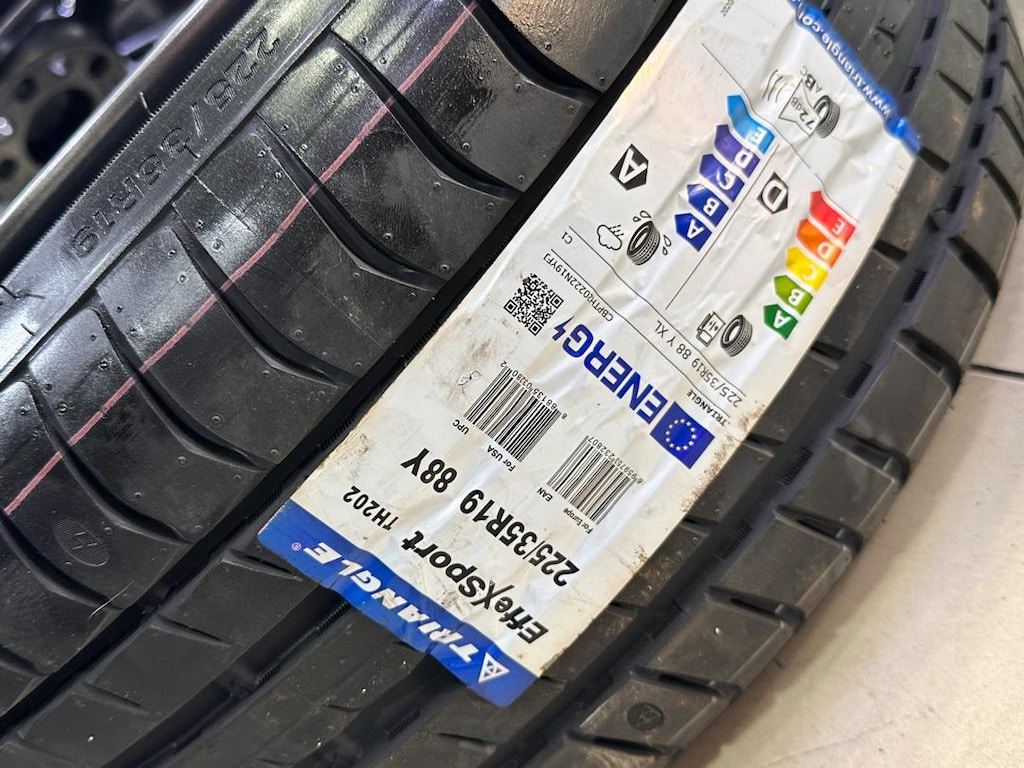 19 İNÇ SIFIR !! BBS Fİ-R 5x112 TRİANGLE JANT LASTİK TAKIMI 215/35/19 - 17