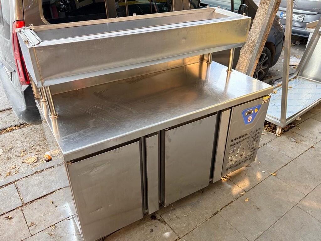 Alveo İki Kapılı Pizza Hazırlık Dolabı / Çift Kapılı Hazırlama Tezgahı - 4