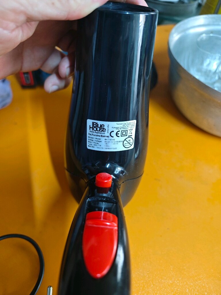 saç kurutma makinesi blau hause sağlam calisiyor - 4