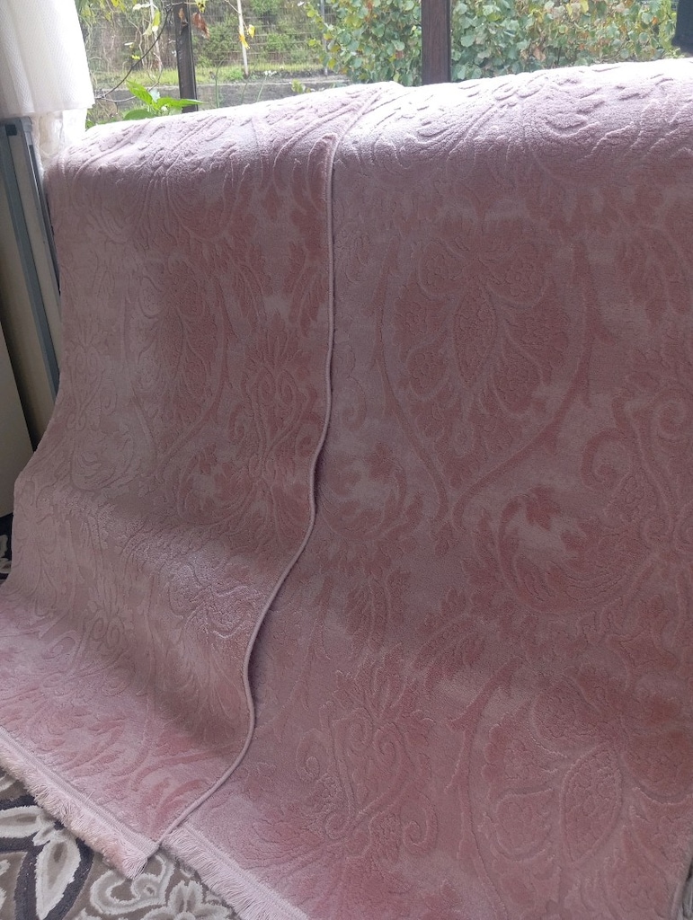 Pudra Pembe Çeyizlik Yatak Odası Seti (3 Parça Halı Takımı + Yatak Ört - 3