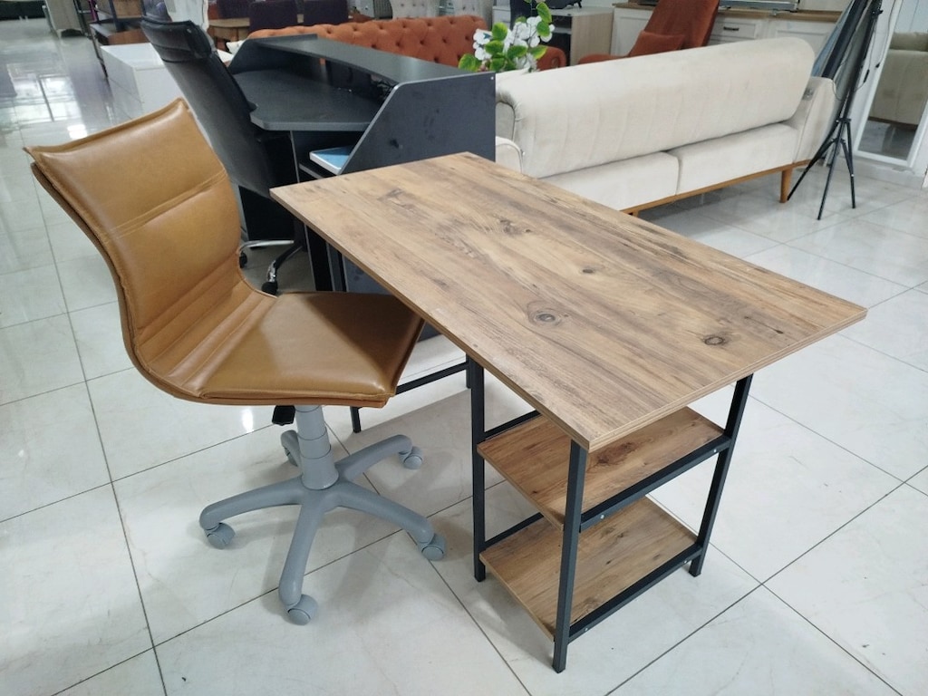 çalişma masası ve dönerli koltuk - 4