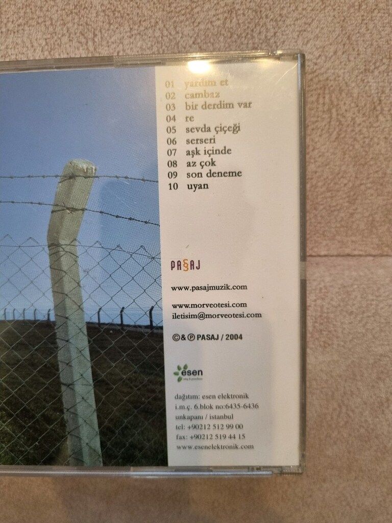 MOR VE ÖTESİ DÜNYA YALAN SÖYLÜYOR 2004 MÜZİK CD - 2