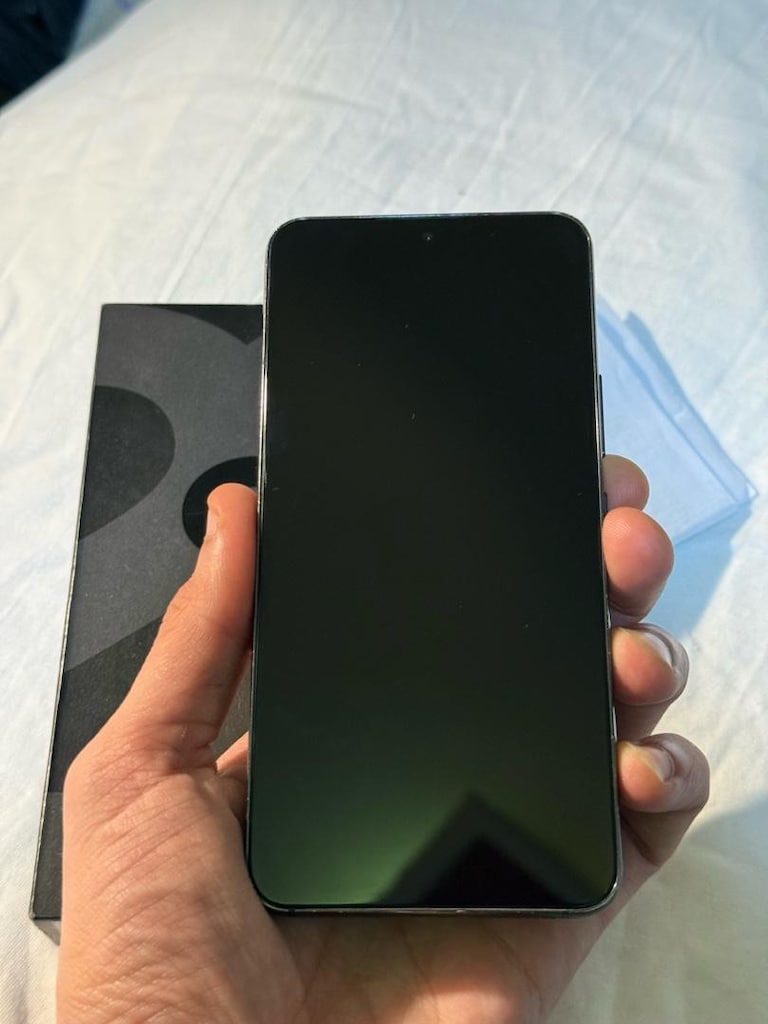 SAMSUNG S22 128 GB - 3