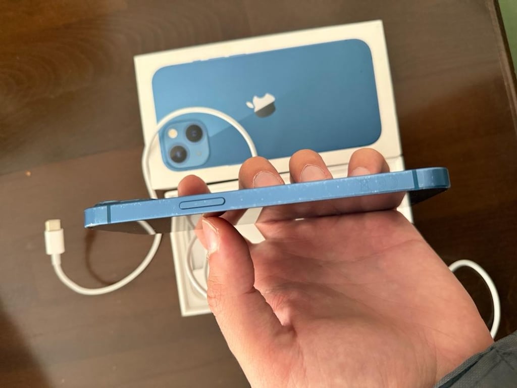 İphone 13 Kutu Fatura Kalbosuyla Mavi 74 Pil 128 GB Temiz TR - 4