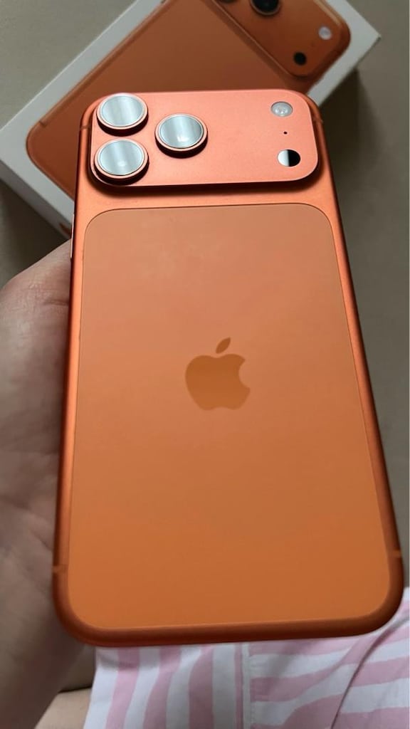 Turuncu Akıllı Telefon - 8