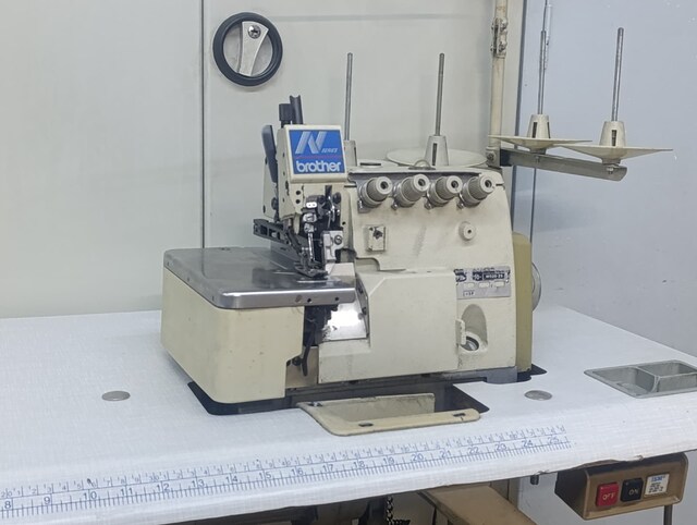 BROTHER N SERİSİ (FB-N210) 4 İPLİK İNCE İŞ OVERLOK MAKİNESİ SORUNSUZ
