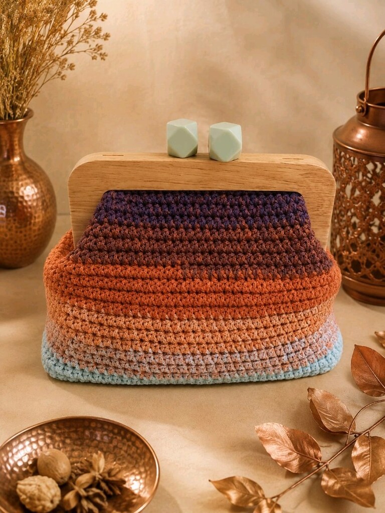 El Örgüsü ahşap burs kapamalı cotton makrome İp Clutch Çanta