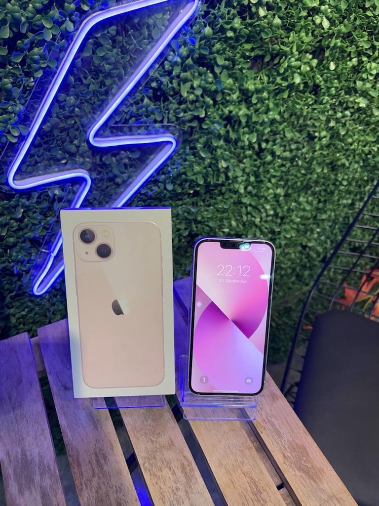 İphone 13 128 gb pembe - 2