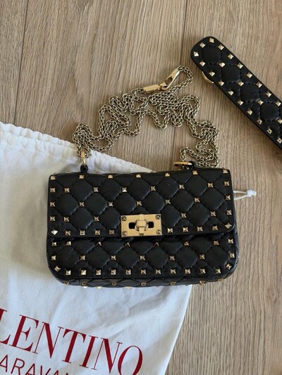 Valentino Garavani Rockstud Spike Small Siyah Deri Çanta