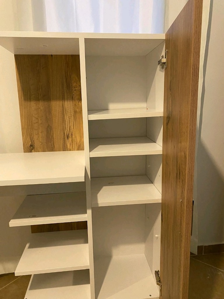 Kullanışlı Çalışma Masası - 2