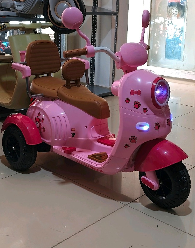 (SIFIR)12VOLT AKÜLÜ ARABA MOTOR SCOOTER 11.500 DEN BAŞLAYAN FİYATLARLA - 11