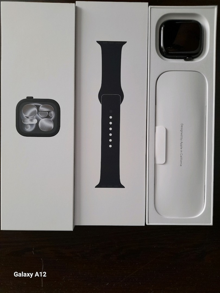 Apple Watch 11 46mm 1 yıl 4 Ay Garanti