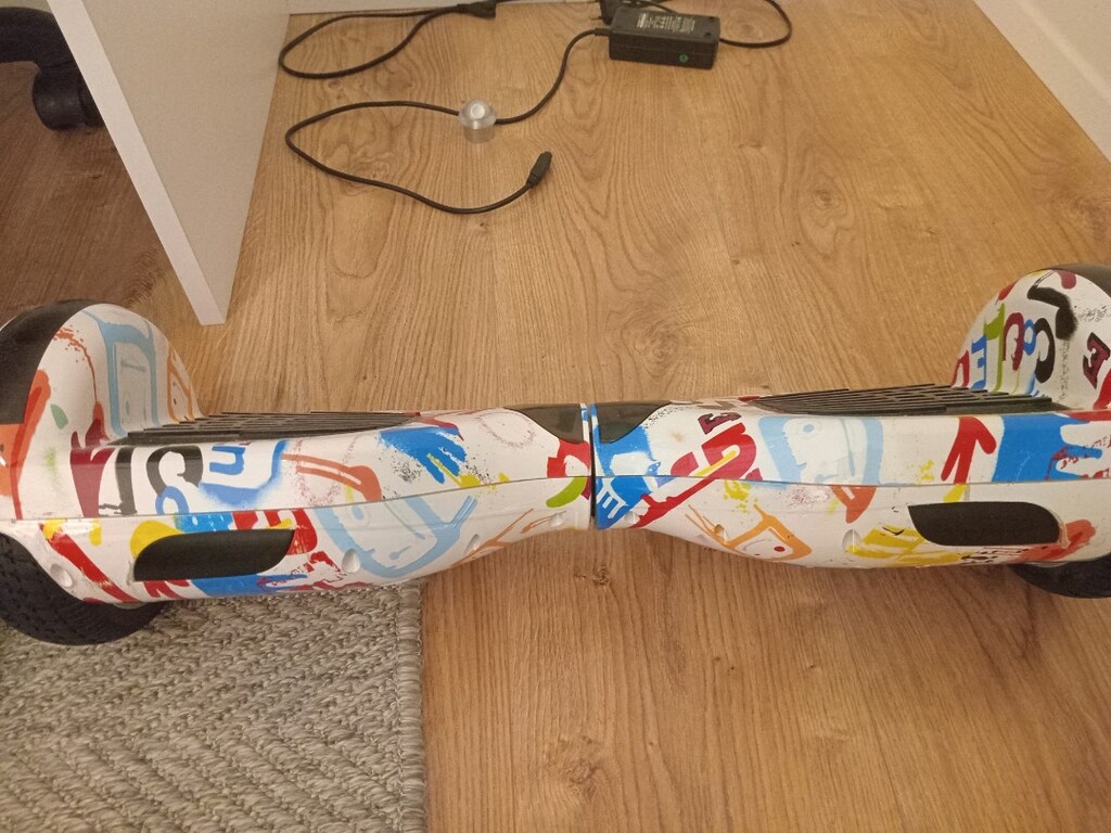 Bluetooth 'lu Hoparlörlü ve ışıklı Howerboard - 2