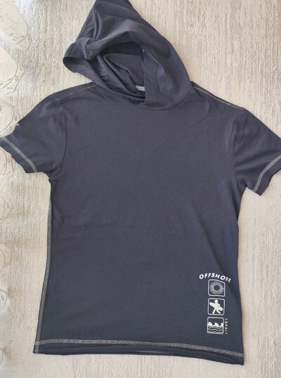 ESPRIT KOYU GRİ KAPÜŞONLU SPOR TİŞÖRT 10 11 YAŞ
