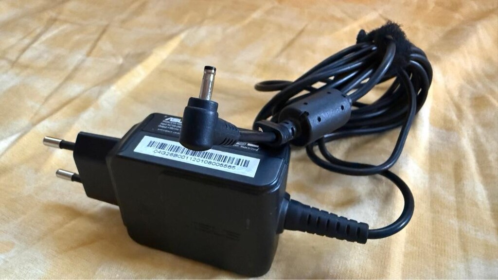 ASUS EXA1004EH (19V 1.58A) Orijinal Netbook ince uçlu adaptör - 17