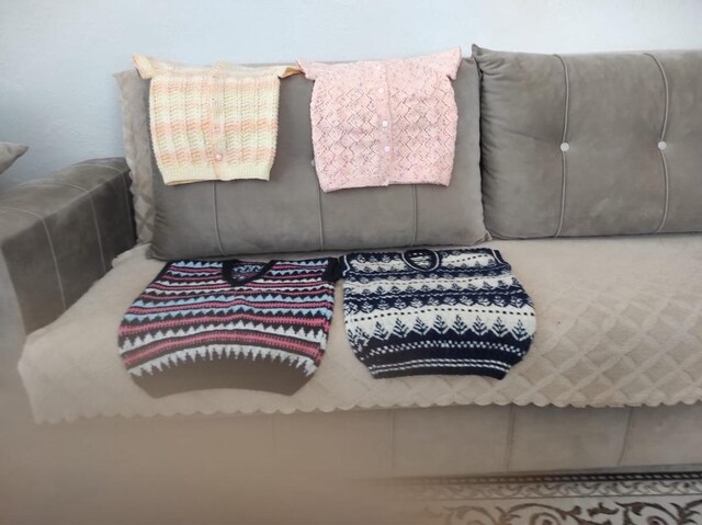 EL EMEĞİ GÖZ NURU EL ÖRGÜSÜ SÜVETER VE YELEKLER