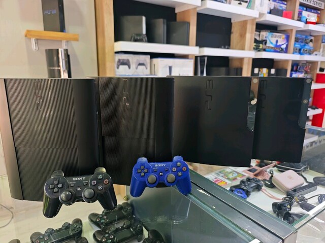 PLAYSTATİON 3 SLİM SÜPER SLİM MODELLER OYUNLU HAZIR SİSTEM 2 KOL