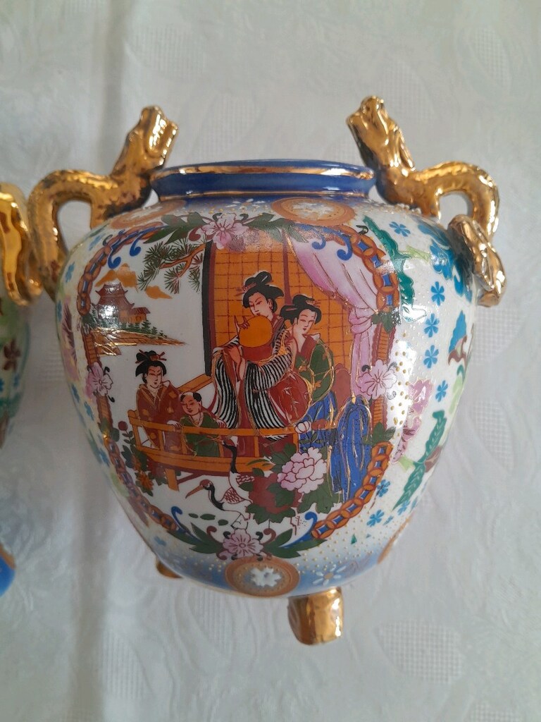 JAPON DESENLI ANTIKA VAZOLAR VE TABAK - 2