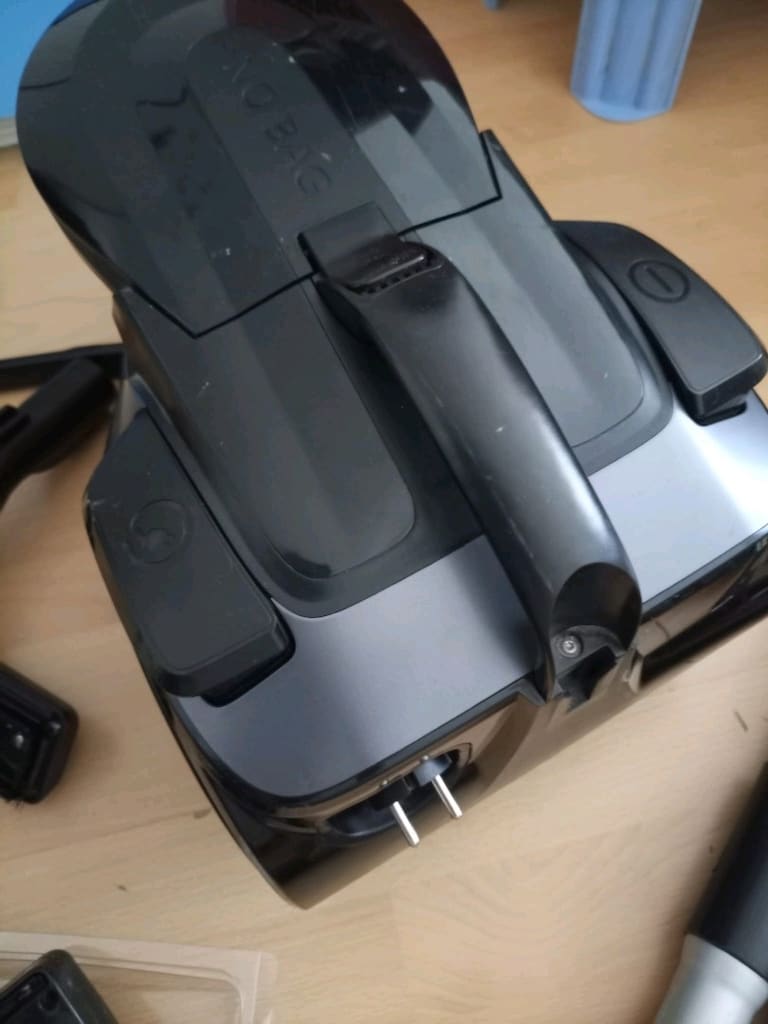 Rowenta elektrikli Süpürge toz torbasız - 6