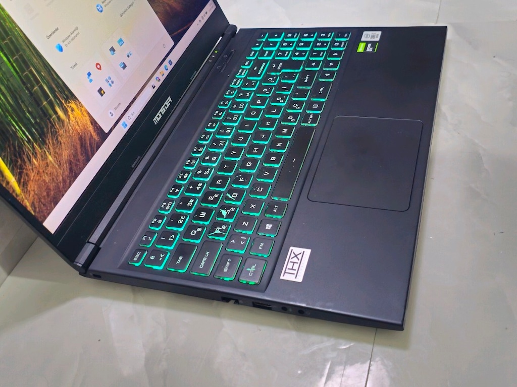 Monster Abra A5 V15.8 i7 10750H GTX 1650 Ti 16GB Ram 256GB SSD - 3