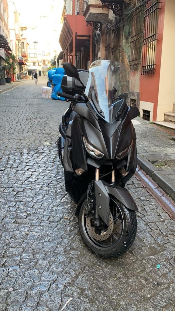 Yamaha xmax 250 tech max - 3