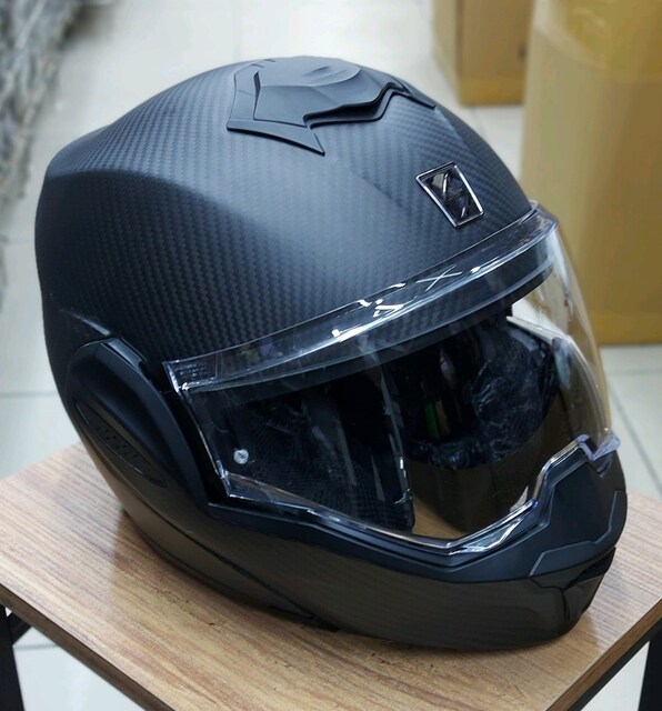 Scorpion exo-Tech carbon çene açılır kask M beden