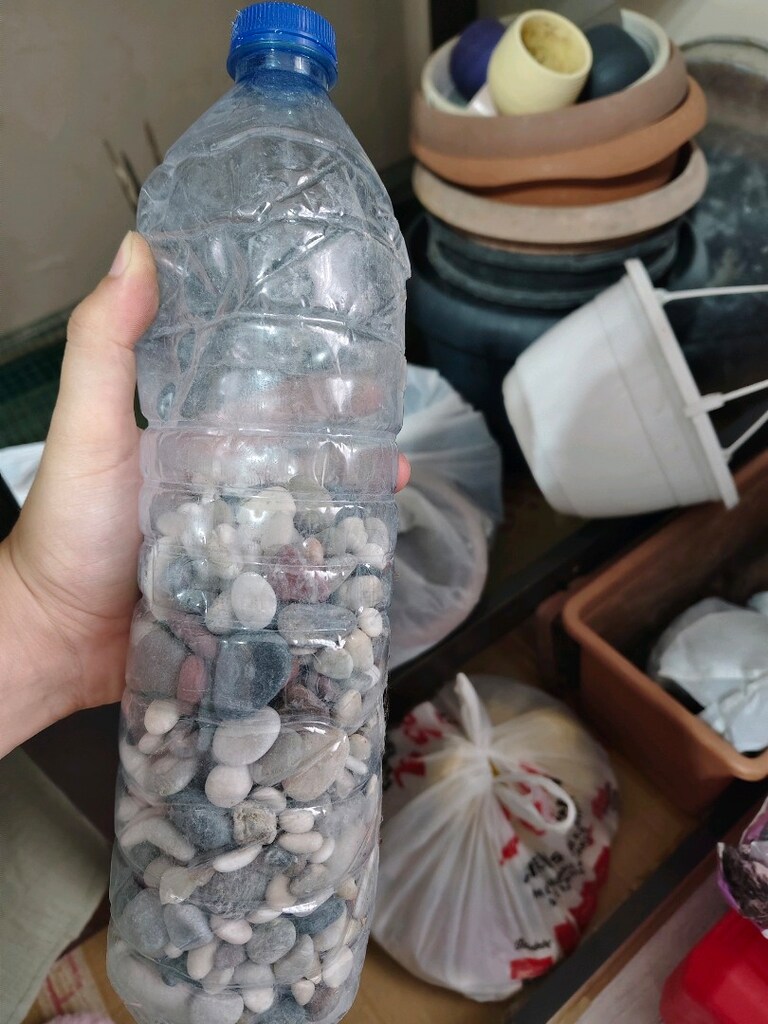 Gri beyaz taşlar - 3