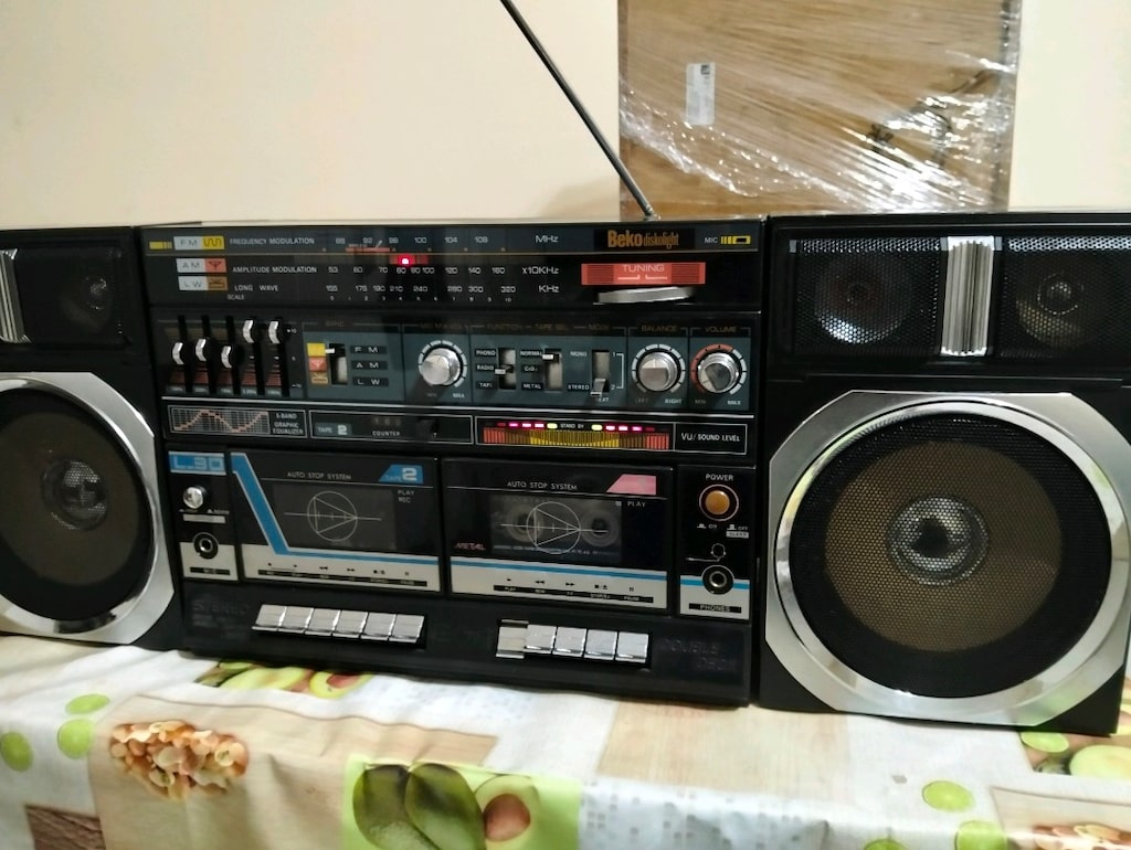 boombox kasetçalar radio teyp blueooth baglantı hediyeli 5500 tl