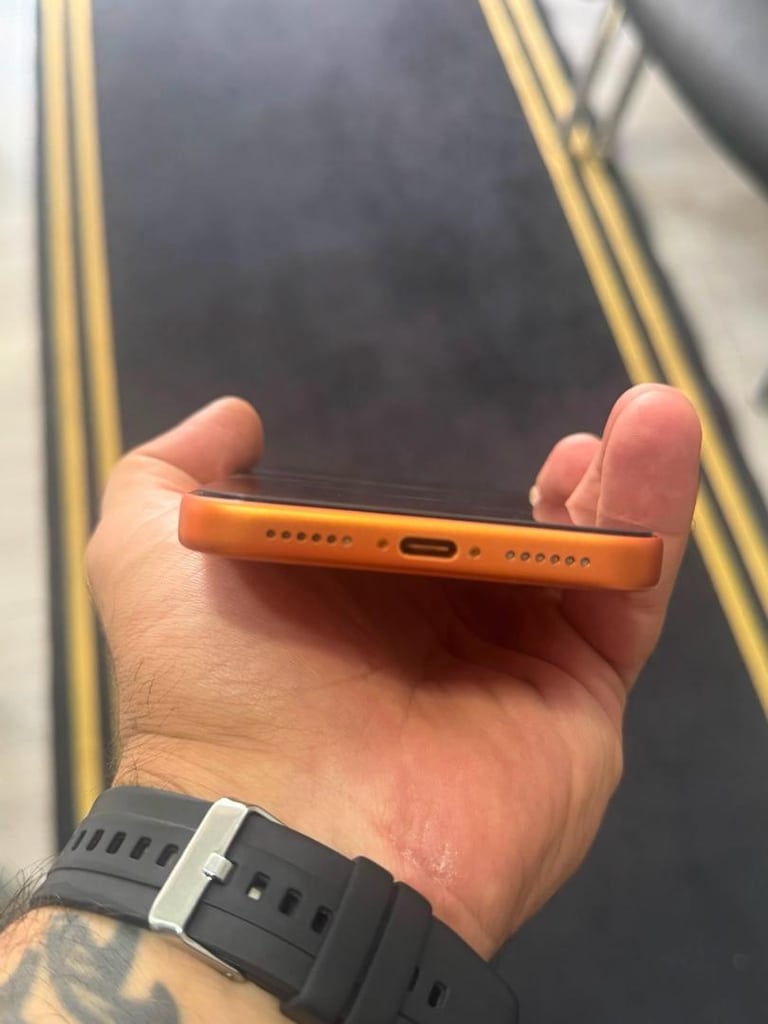 2 AYLIK NOKTA ÇİZİKSİZ IPHONE 17 PRO MAX 256 GB YURTDIŞI CİHAZ - 7
