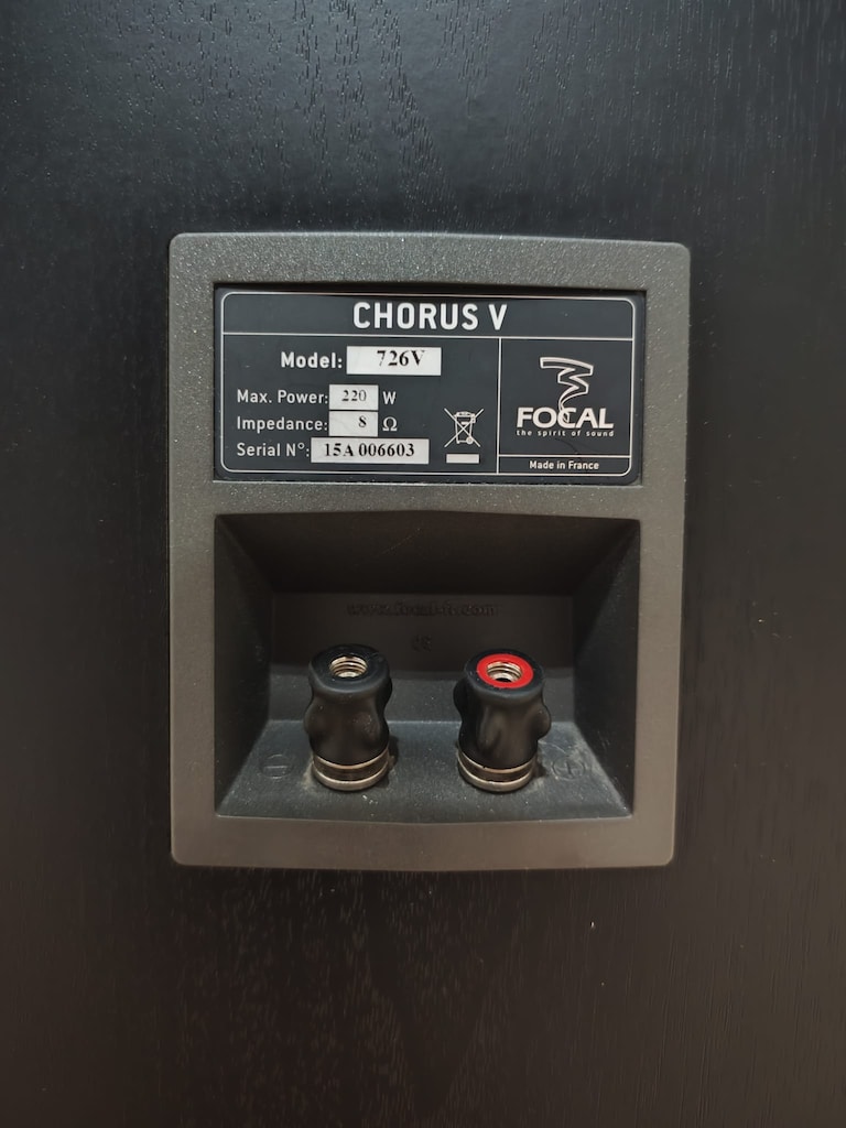 FOCAL CHORUS 726V KUSURSUZ - ÖZEL GRANİT STAND ve SPİKELERİ İLE - 10