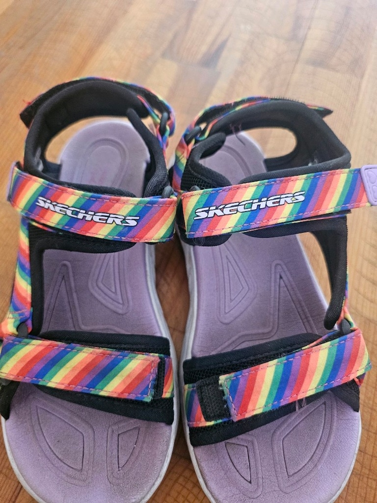 Skechers ışıklı sandalet - 4
