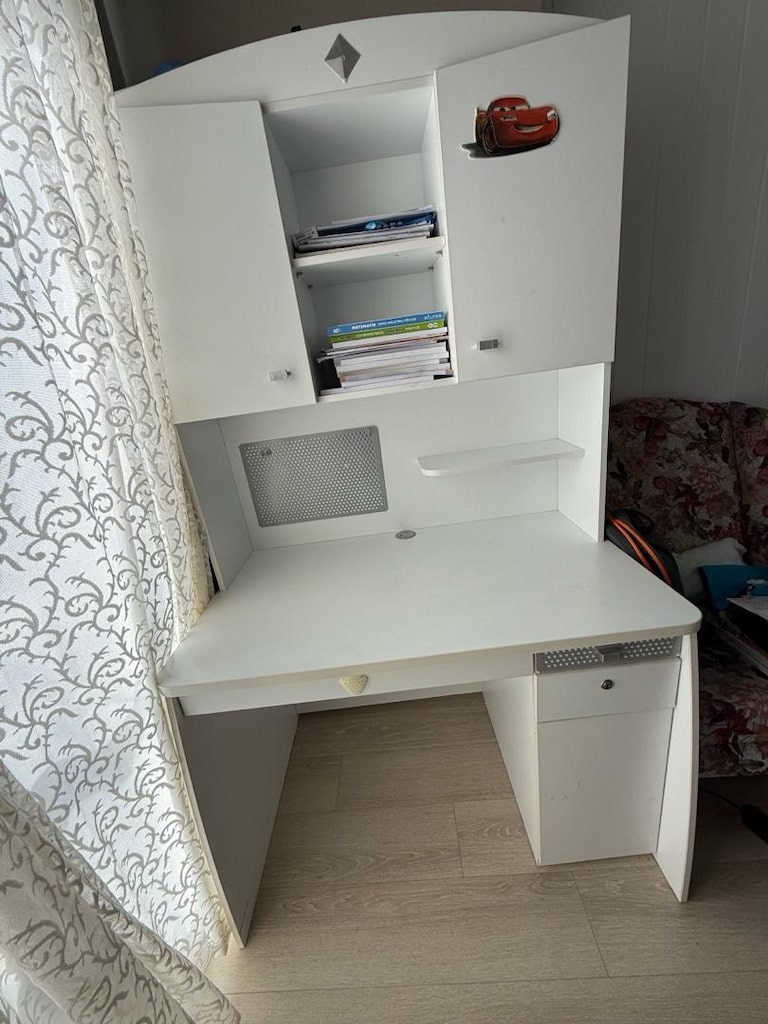 Çilek Mobilya Çalışma masası - 2