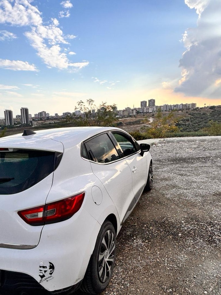 Beyaz Renault Clio - 7
