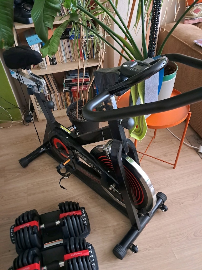 Voit Venüs spin bike - 2