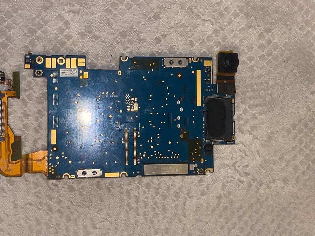 Nadir Bulunan Orijinal iPhone 3G İç Donanım / Parça Seti iCloud yok