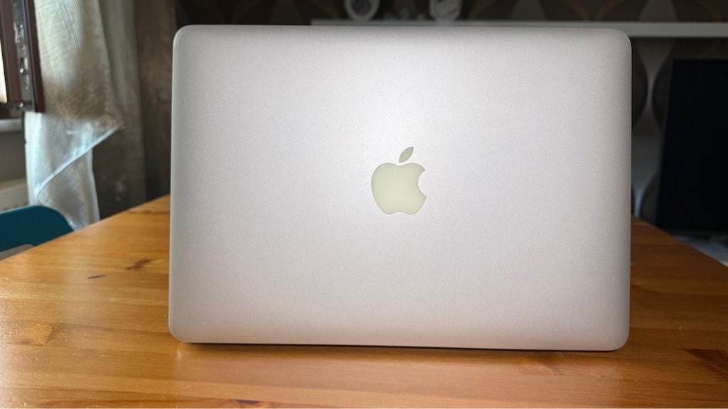 TERTEMİZ RETİNA MACBOOK PRO 13" 500gb SSD - 6