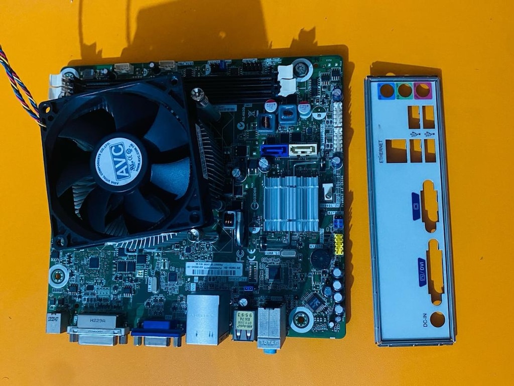 Pegatron IPXSB-DM 1155 Pin DDR3 + i3 3.Nesil İşlemci Adaptörlü - 4
