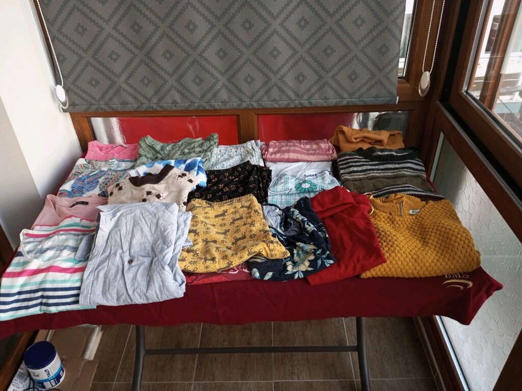 Resimde görülen kıyafetlerin hepsi 100tl - 2