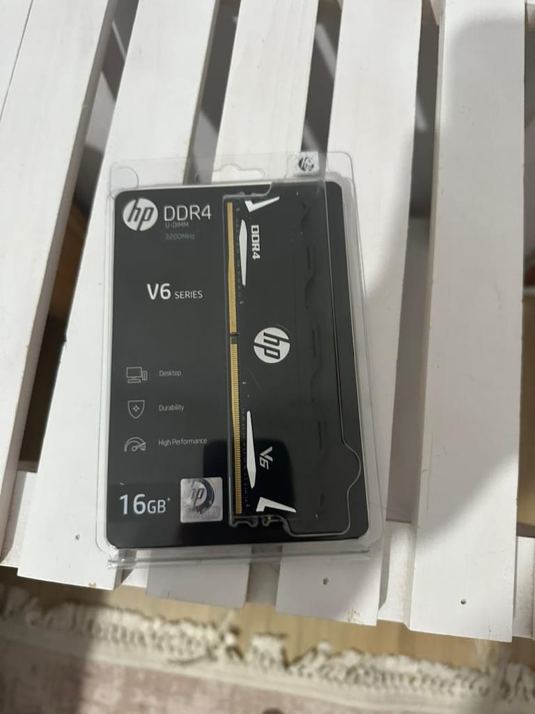 Hp v6 DDR4 3200MHZ 16 gb