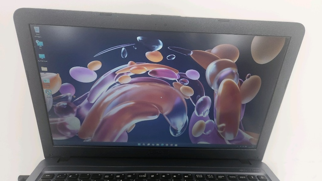 ASUS LAPTOP - 3