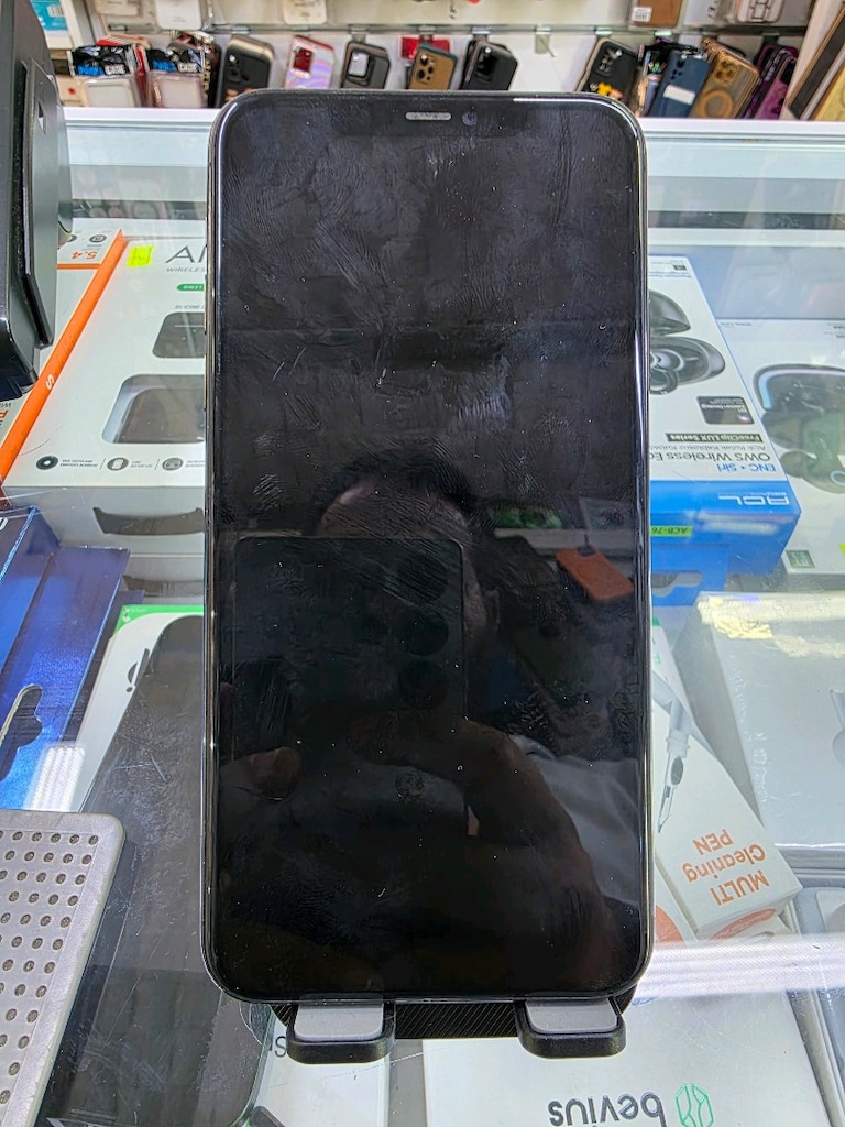 iPhone 11 Pro Max 64 GB hafıza pil 100 - 2