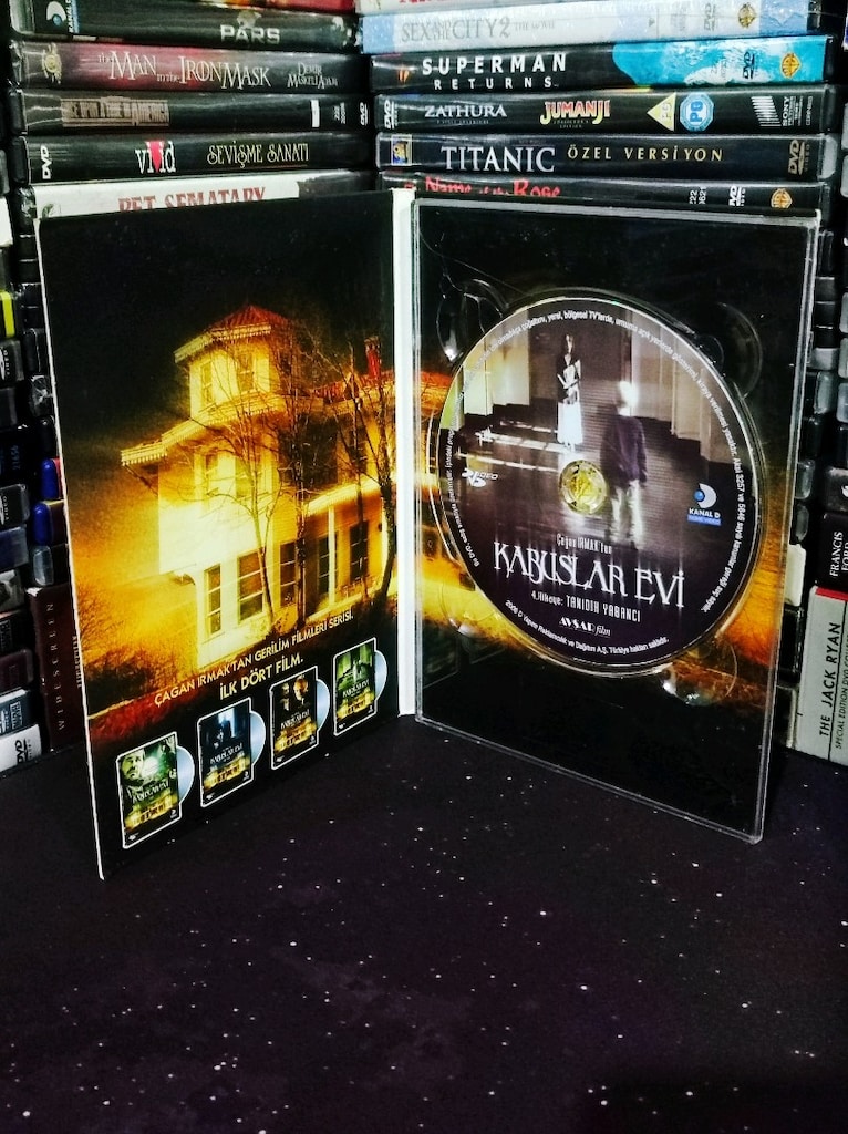 Kabuslar Evi 1-2-3-4 DVD Film Set - 4
