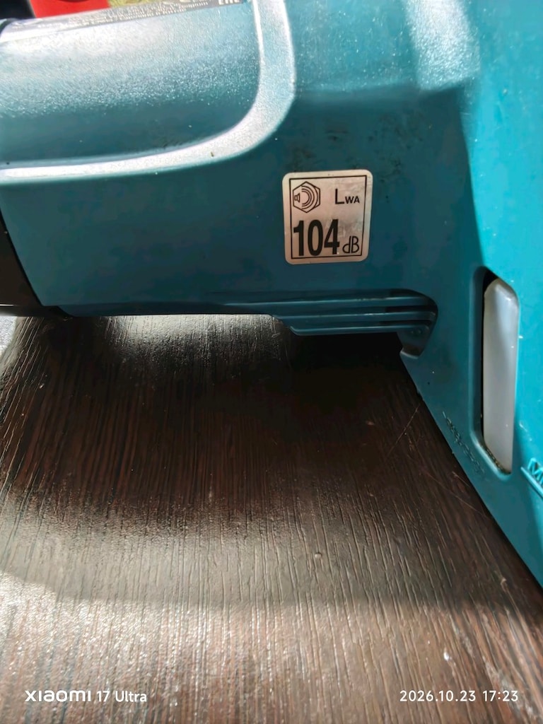 Makita UC4041A Elektrikli Ağaç Kesme Makinesi 1800 W Ürün orijinaldir. - 7