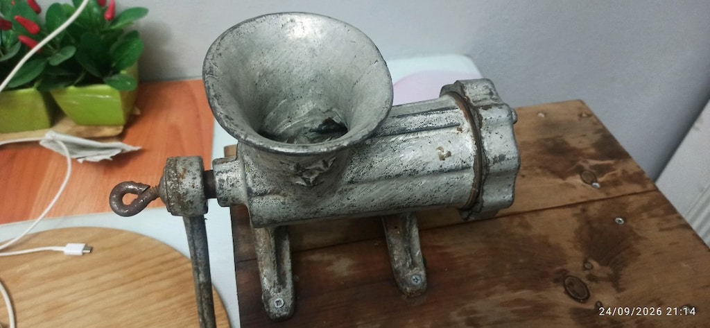 nostaljik üç yıldız 12 kollu kıyma Makinesi - 2