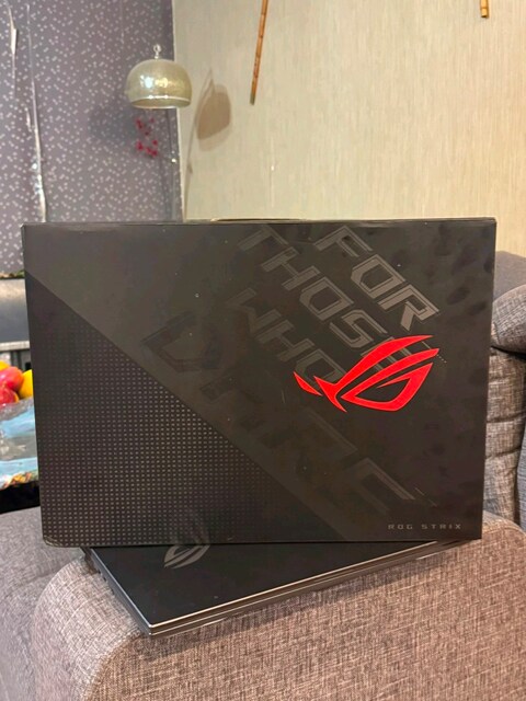 Asus ROG oyuncu Bilgisayarı