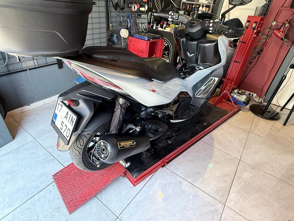 Zontes RZ250 S – Hatasız, Düşük Kilometre, Özel Donanımlı - 5