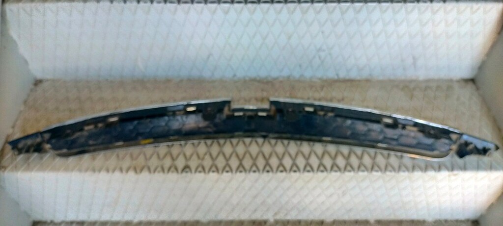 Chevrolet Cruze ön panjur nikelajı üst orijinal - 2